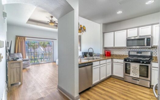 1322 SEVEN EAGLES COURT UNIT 302,REUNION,Osceola,Residential