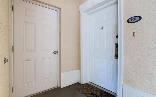 1358 CENTRE COURT RIDGE DRIVE UNIT 101,REUNION,Osceola,Residential